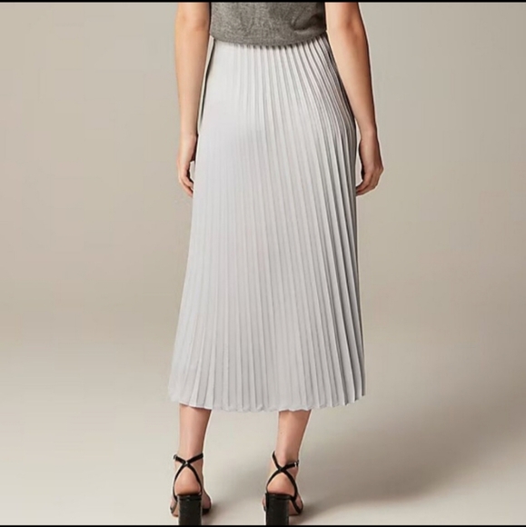 J. Crew Midi Marcia Pleated Silver Skirt NWT Size Med - Picture 4 of 12